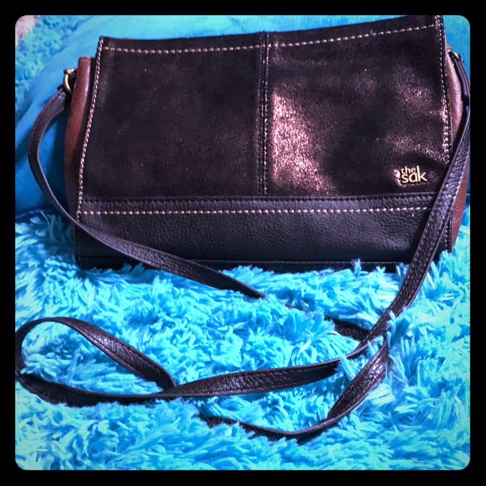 The sake cross body purse